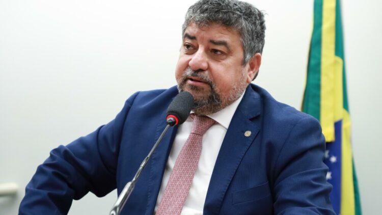 Presidente do PT-RJ defende ação policial no Rio e pede legislação contra facções