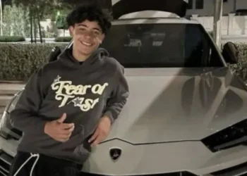 Filho de Cristiano Ronaldo ganha Lamborghini de R$ 1,6 milhão aos 15 anos