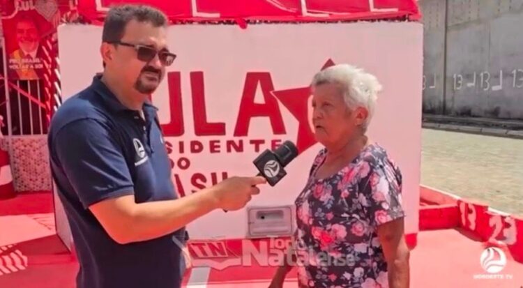 Idosa fanática por Lula no interior do RN apedreja comércio, solta rojão e atinge criança; Ela afirma ter sido agredid@