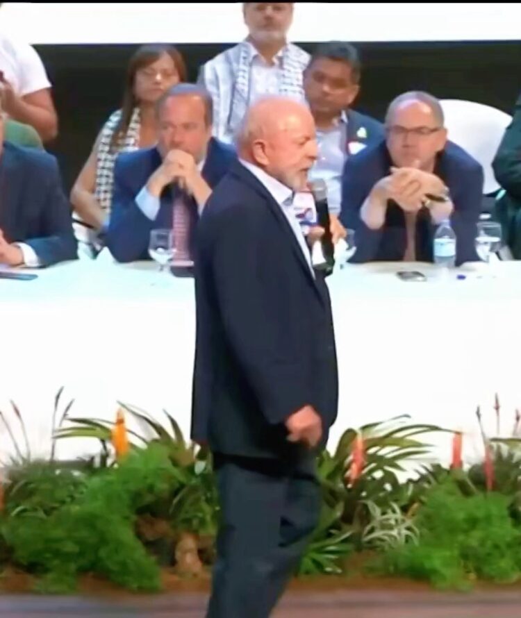 Lula defende a Venezuela e rebate discurso da direita sobre Cuba e esquerda
