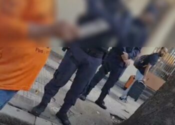 Vídeo mostra abordagem polêmica de guarda municipal a motociclista e flanelinha na Av. Presidente Vargas