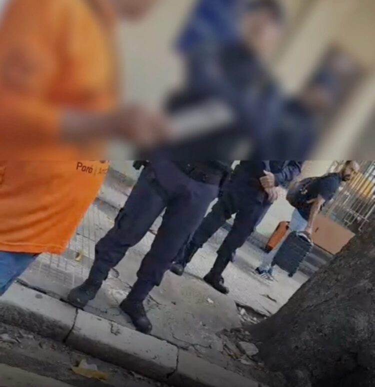 Vídeo mostra abordagem polêmica de guarda municipal a motociclista e flanelinha na Av. Presidente Vargas