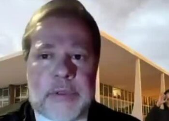 Toffoli chora durante sessão de homenagem no STF: ‘Só nós, que sentamos nas cadeiras, temos dimensão delas’