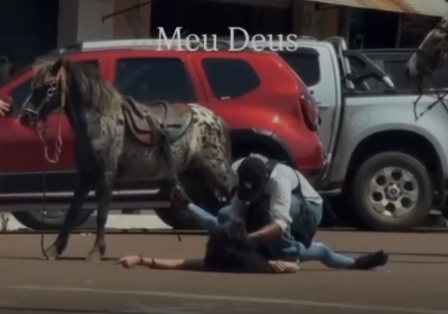 Jovem é arremessada de cavalo e fica desacordada durante cavalgada em Altamira