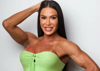 Gracyanne Barbosa lança a própria marca de ovos: ‘Gracyovos’