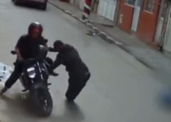 Assassino de aluguel é morto por policiais segundos após matar vítima em Bogotá