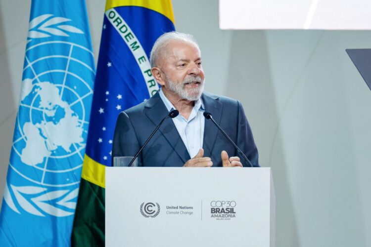 Lula adia sanção do PL que isenta Imposto de Renda para quem ganha até R$ 5.000