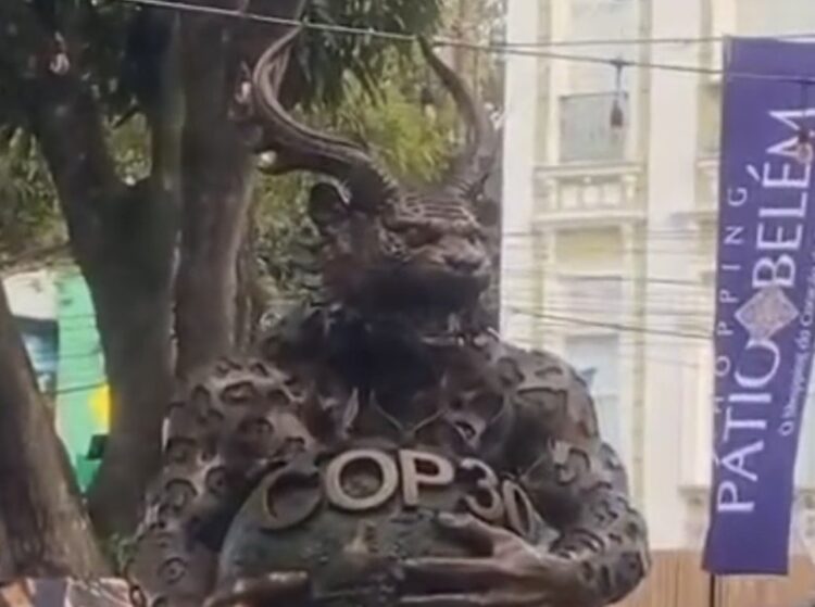 China entrega ao Brasil escultura de Dragão-Onça como símbolo da parceria na COP30