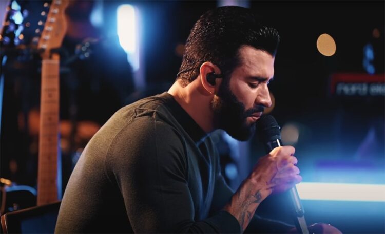 Gusttavo Lima revela que funcionários vão receber 14º salário