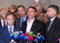 Flávio chama tornozeleira danificada de detalhe e acusa Moraes de negar laudo médico