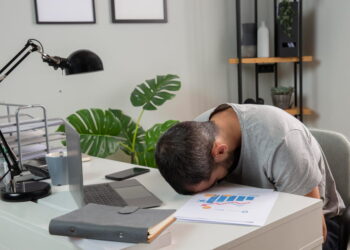 Senado aprova reduzir jornada de trabalho para 36 horas e gera alerta no setor produtivo