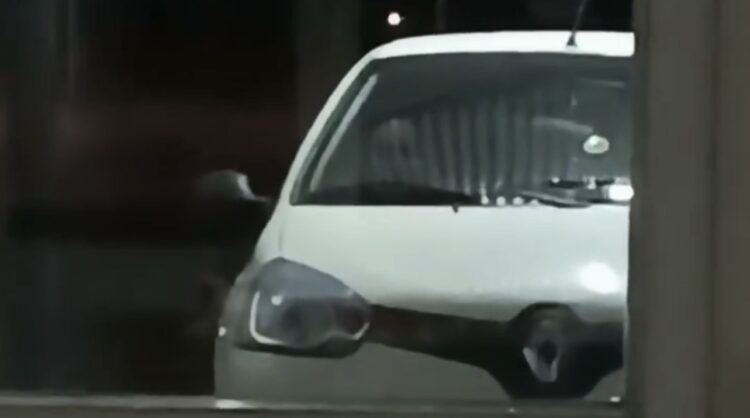 Vídeo sem cortes mostra suposta aparição dentro de carro em estacionamento de hospital