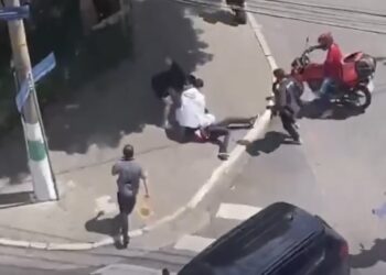 Lutadores impedem furto de motocicleta e imobilizam suspeitos no Itaim Bibi