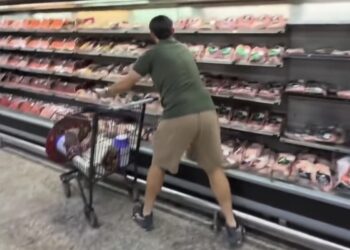 Jovem viraliza ao usar estratégia inusitada em “1 minuto de compras grátis”