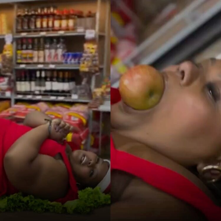 Propaganda de Natal de supermercado viraliza e chama atenção nas redes sociais