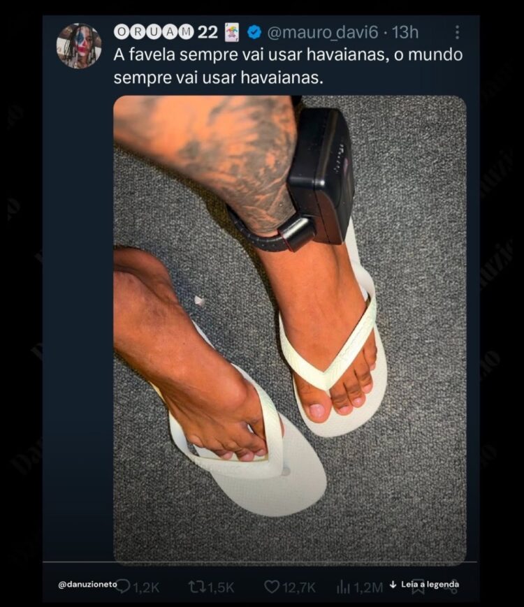 Oruam posta foto usando Havaianas e tornozeleira eletrônica em meio a polêmica da marca