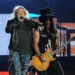 Fãs da banda de rock Guns N’ Roses esgotam 30 mil ingressos em apenas 30 minutos