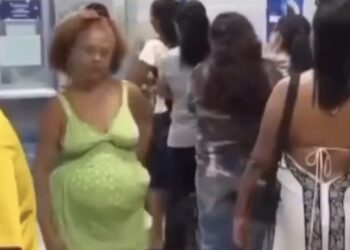 Mulher usa barriga falsa para furar fila em lotérica e provoca revolta