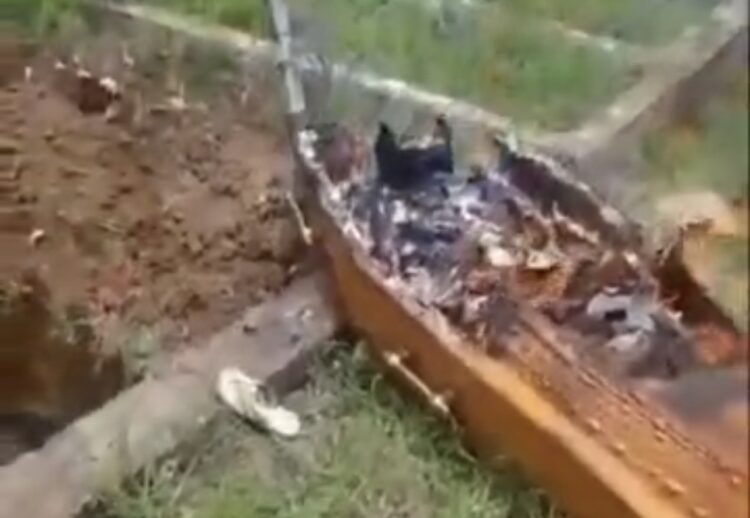 Membros do PCC invadem cemitério e incendeiam corpo de integrante do CV na Bahia