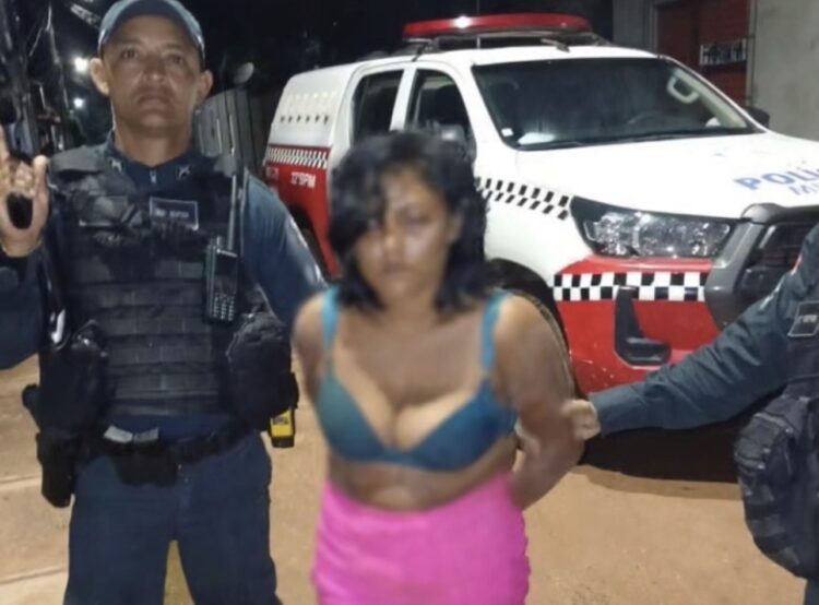 Mulher conhecida como “Chunda” é presa suspeita de matar jovem a facadas em Cametá