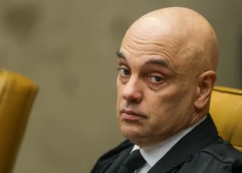 Moraes contesta reportagem sobre encontros com ex-chefe do BRB; Metrópoles sustenta investigação