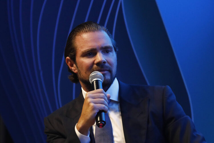 Dono do Banco Master esteve ao menos três vezes no Planalto sem registro em agendas oficiais