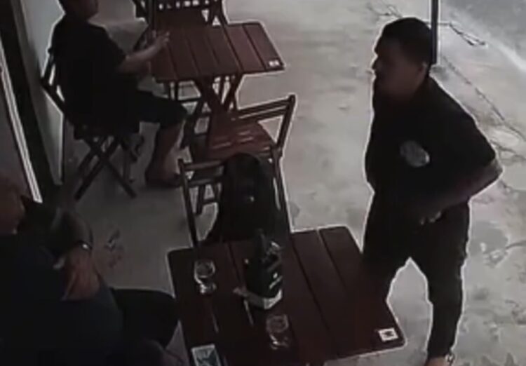 Clientes de bar são rendidos durante assalto no bairro do Guamá