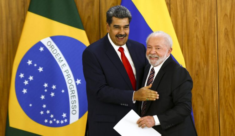 Venezuela segue devendo R$ 10 bilhões ao Brasil e não há previsão de pagamento