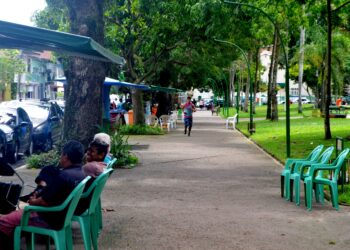 Prefeitura realiza ação e retira trailers da Praça Brasil, em Belém