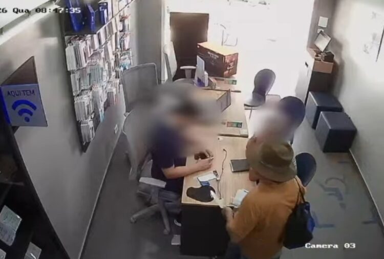 Idoso se revolta com cobranças e esfaqueia gerente em loja de Pernambuco