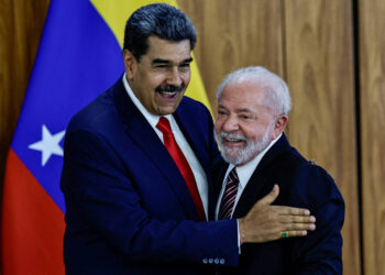 Pesquisa Quaest mostra que brasileiros apoiam ação dos EUA na Venezuela e criticam postura de Lula