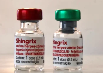 Governo federal descarta vacina contra herpes-zóster no SUS por ela ser “cara” demais e ignora impactos da doença