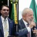 Flávio Bolsonaro vence Lula no 1º e no 2º turno, diz pesquisa
