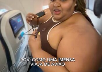 Influenciadora relata dificuldades enfrentadas por pessoas com sobrepeso ao viajar de avião