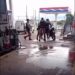 Abordagem dá errado: PM se fere e confusão termina em prisão em posto de gasolina