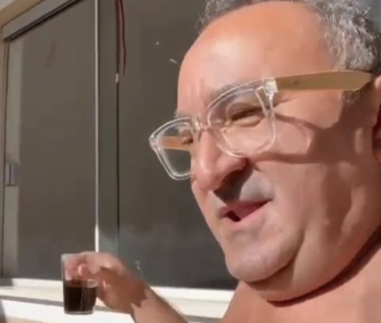 Trabalhador comemora isenção do Imposto de Renda após mudança na tabela