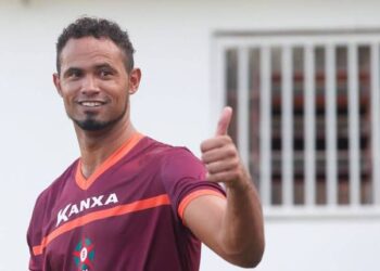 Condenado pela morte de Eliza Samudio, ex-goleiro Bruno retorna ao Maracanã como torcedor do Flamengo