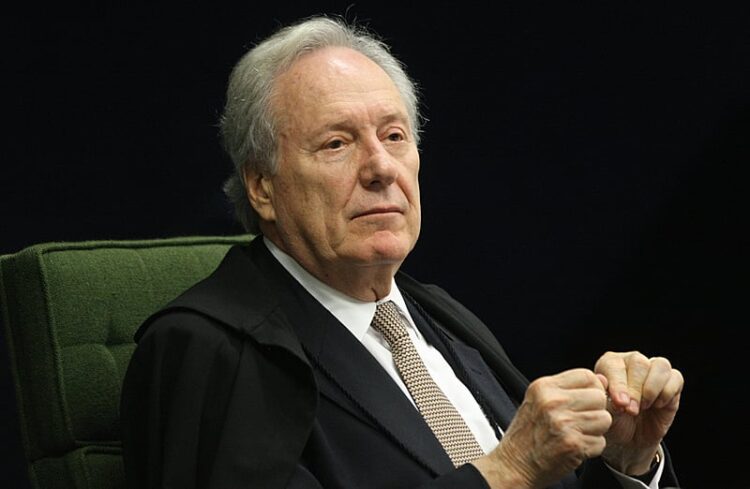 Lewandowski comprou casa de R$ 9,4 milhões de investigado pela PF por ligação com o PCC