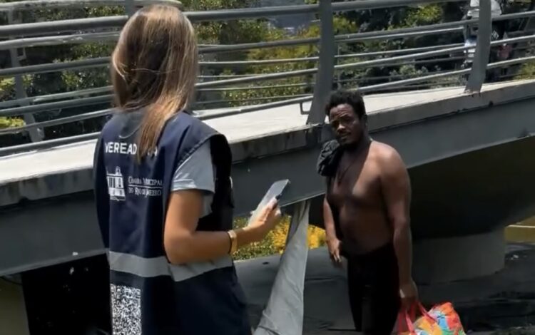 Vereadora discute com homem em situação de rua no Rio e vídeo repercute nas redes