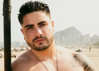 Ex de Jojo Todynho, Lucas Souza é demitido da Record e diz que foi impedido de se despedir