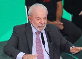 Lula diz que não permitirá mais que a mentira vença a verdade