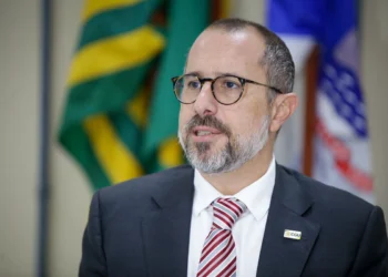 Ministro da CGU diz que corruptos “têm a vida difícil” no governo Lula