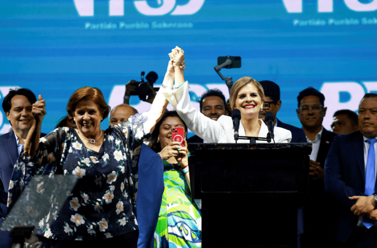 Costa Rica confirma guinada à direita e elege Laura Fernández presidente em primeiro turno