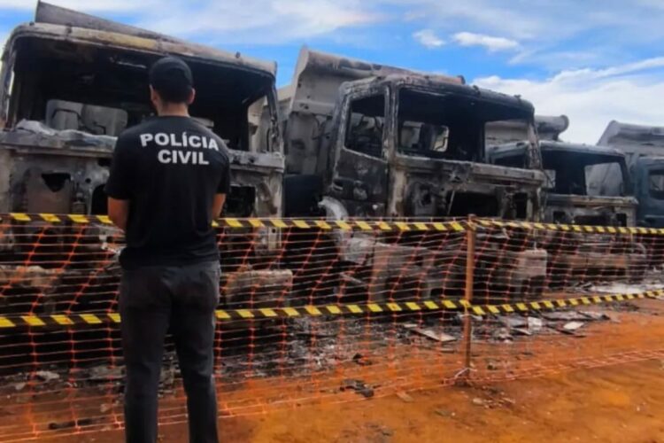 Vigilante dorme com cigarro aceso e provoca incêndio de prejuízo milionário