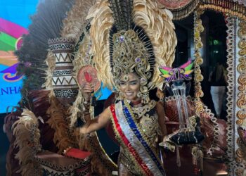 Layane Santos, do Guará Acqua Park, é coroada Rainha das Rainhas 2026 em Belém