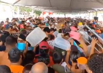 Disputa por pedaço de bolo gera tumulto durante aniversário de 267 anos de Macapá