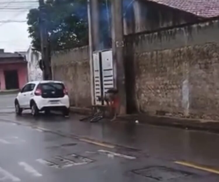 Homem provoca curto-circuito ao tentar furtar cabos elétricos em Belém