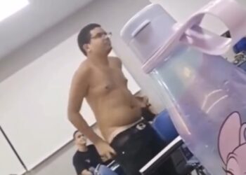 Aluno de Direito tira a roupa durante discussão com professora e é contido em universidade no RJ