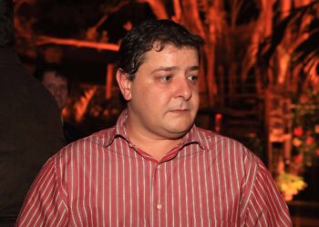 Lulinha viajou com empresário alvo da PF durante visita de Lula à China