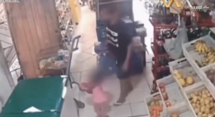 Multidão invade casa e mata homem após denúncia de abuso infantil em Feira de Santana